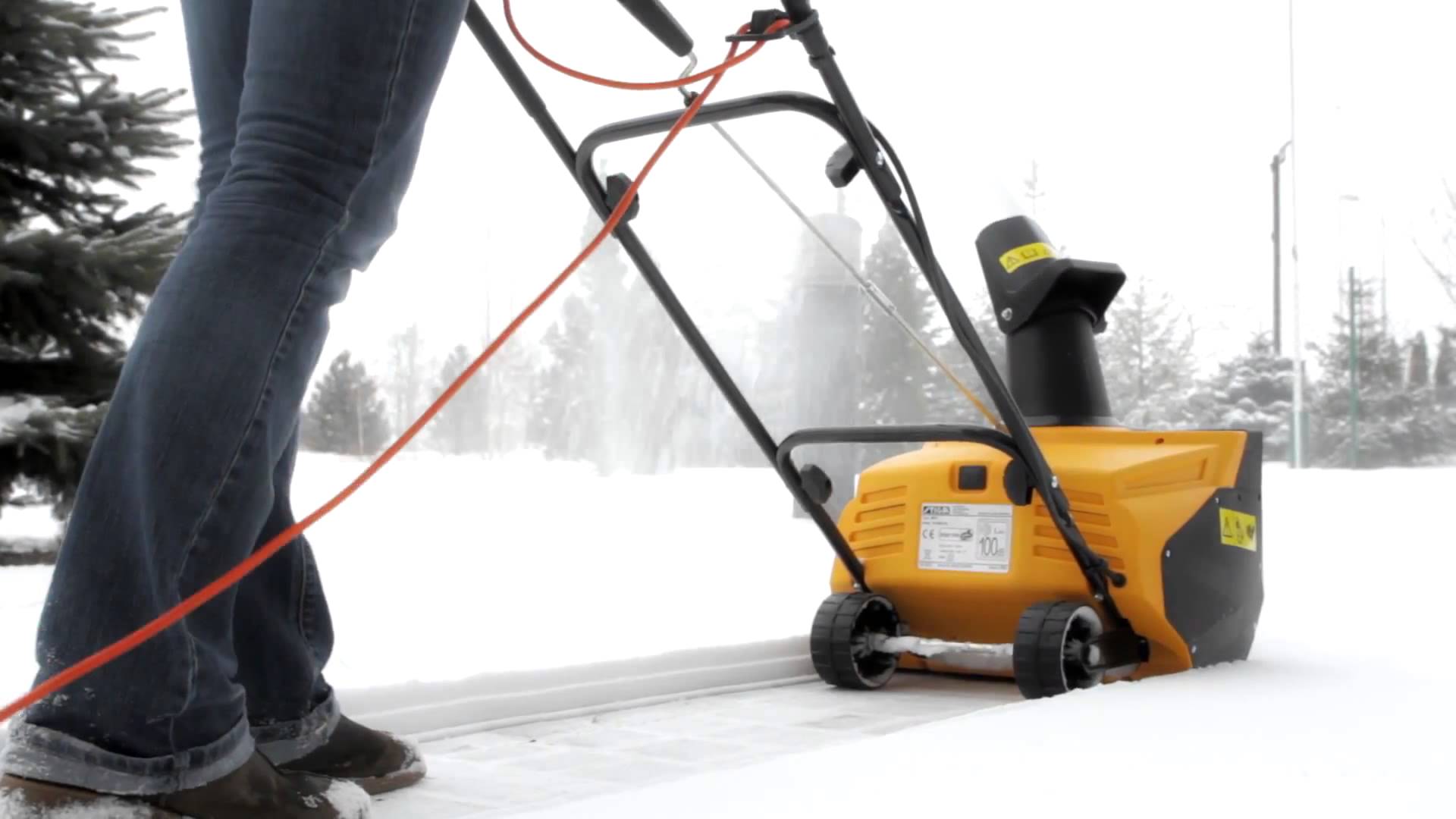 Электролопата для уборки снега – отзывы, эффективность, характеристики